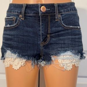 AMERICAN EAGLE SUPER STRETCH SHORTIE